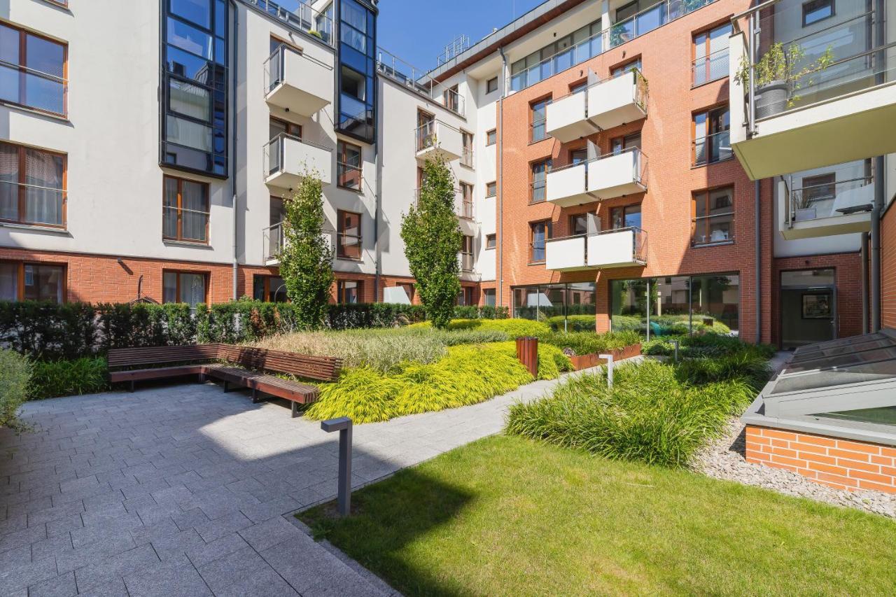 Apartments Harmonica Trynitarska By Noclegi Renters Kraków Exteriör bild