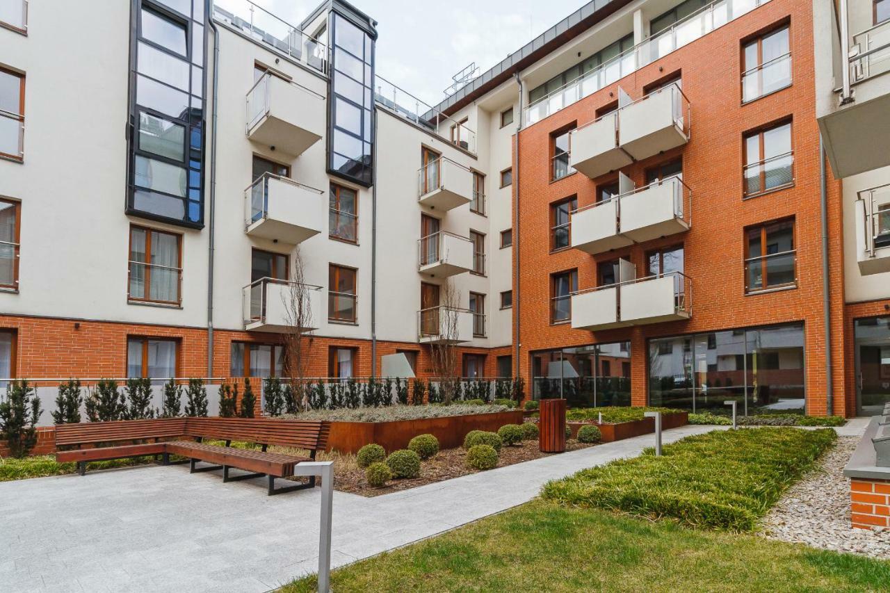 Apartments Harmonica Trynitarska By Noclegi Renters Kraków Exteriör bild